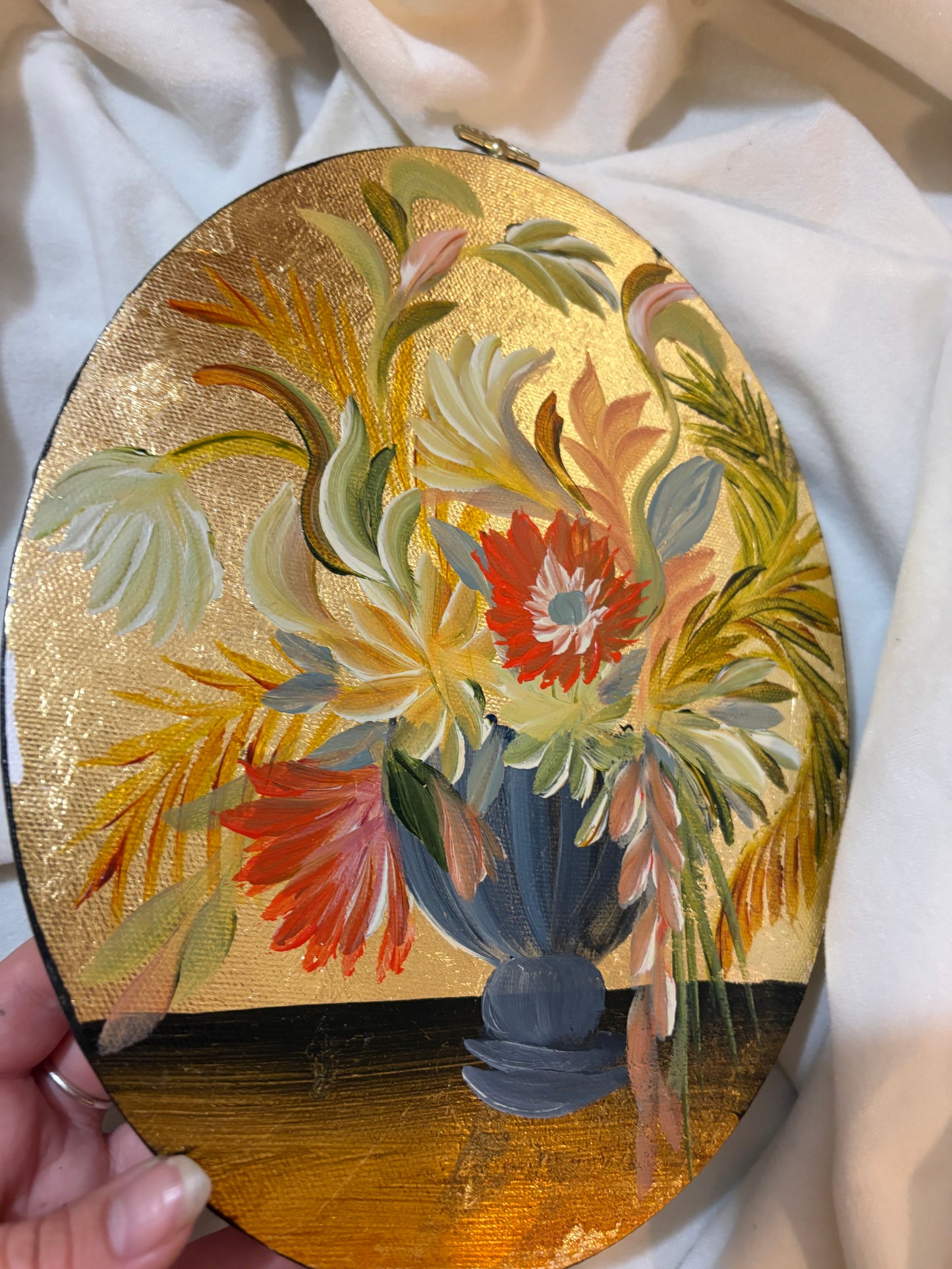 Nouveau Oval - Retro Palette